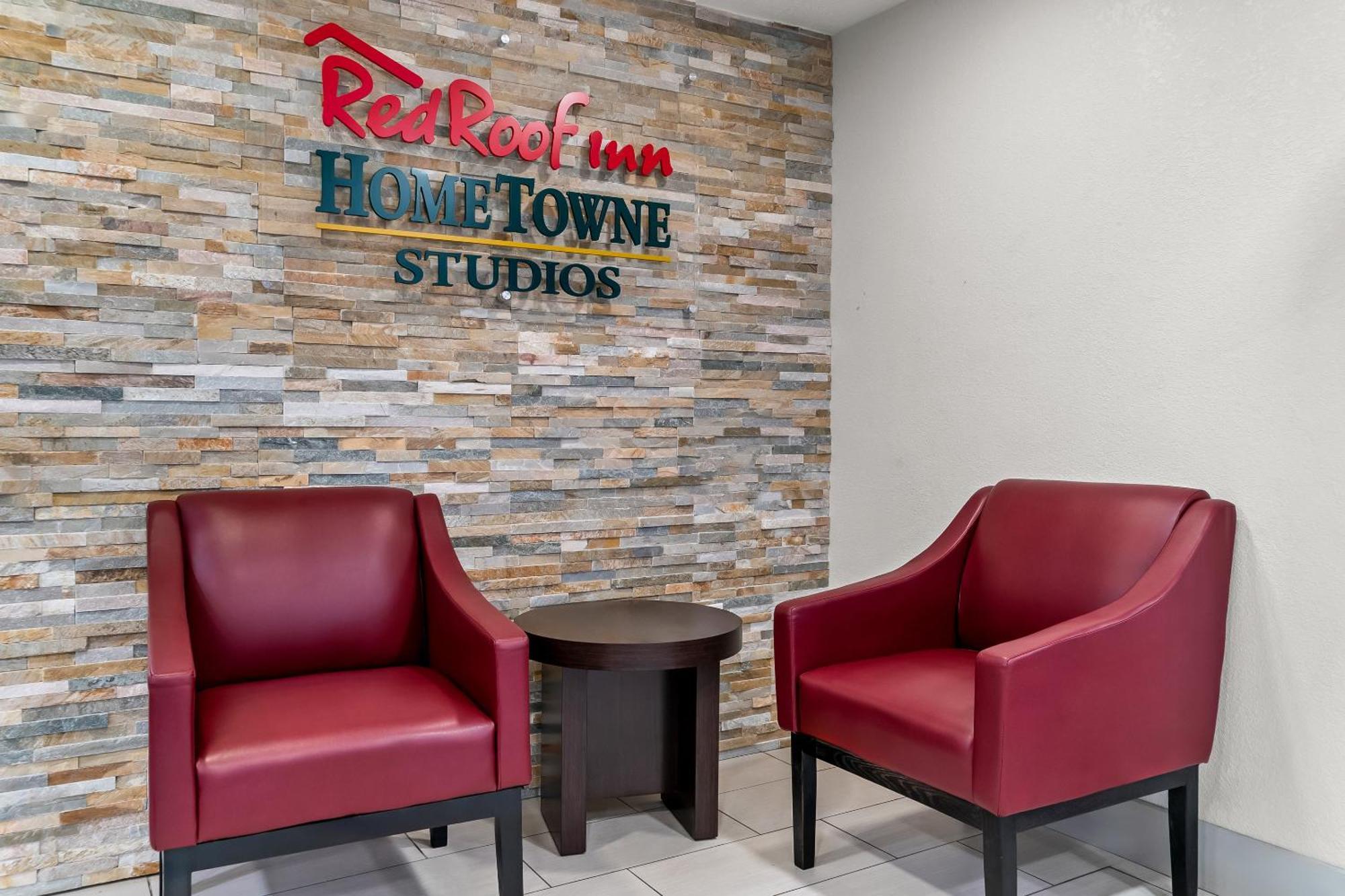 Hometowne Studios By Red Roof Flint Bagian luar foto